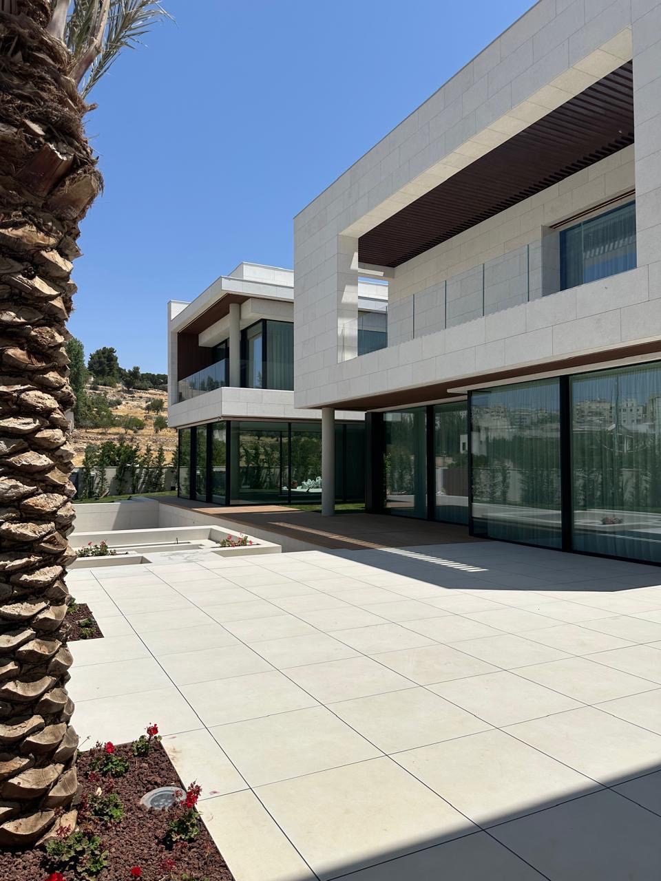 PHOTO 2025 06 09 12 57 25 2 Grande